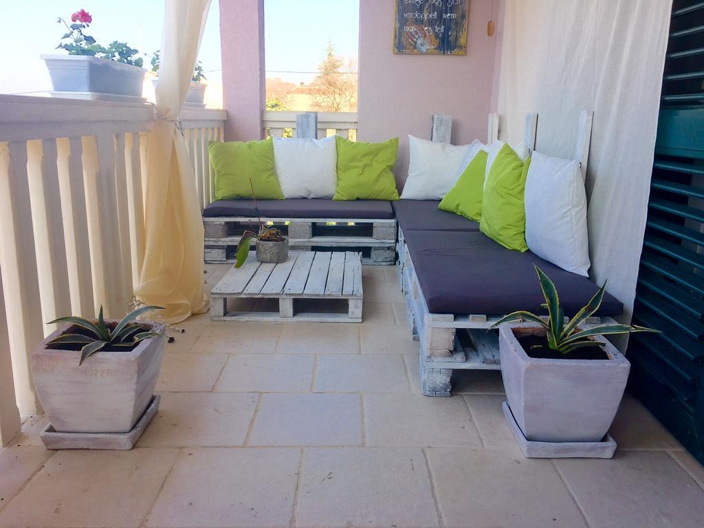Apartment Pampas Sveti Filip i Jakov Exterior foto